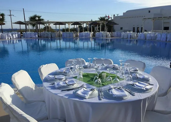 Отель Naxos Imperial Beach &