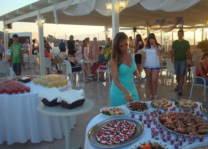 Naxos Imperial Beach & Отель