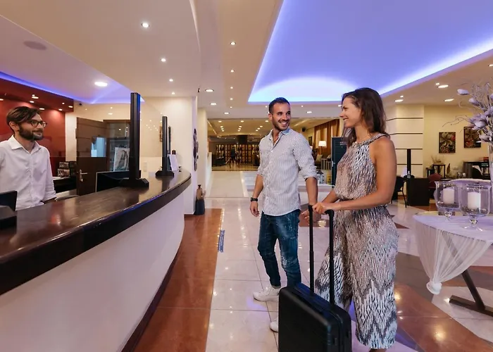 Naxos Imperial Beach & Отель Агиос-Прокопиос