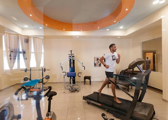 Naxos Imperial Beach & 5*