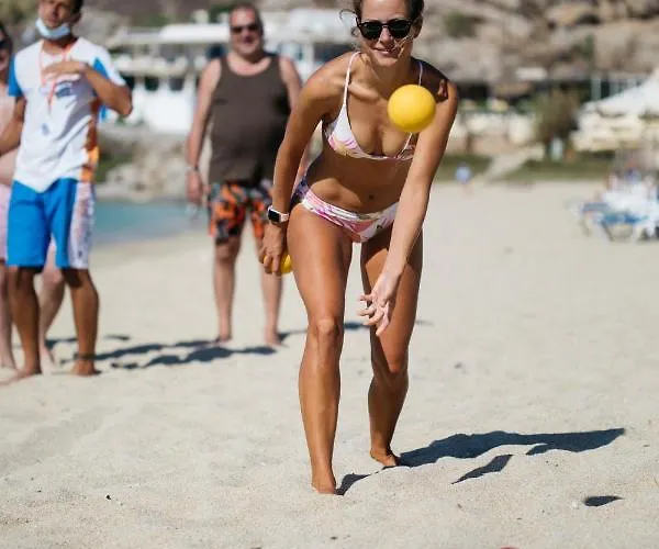 Naxos Imperial Beach &